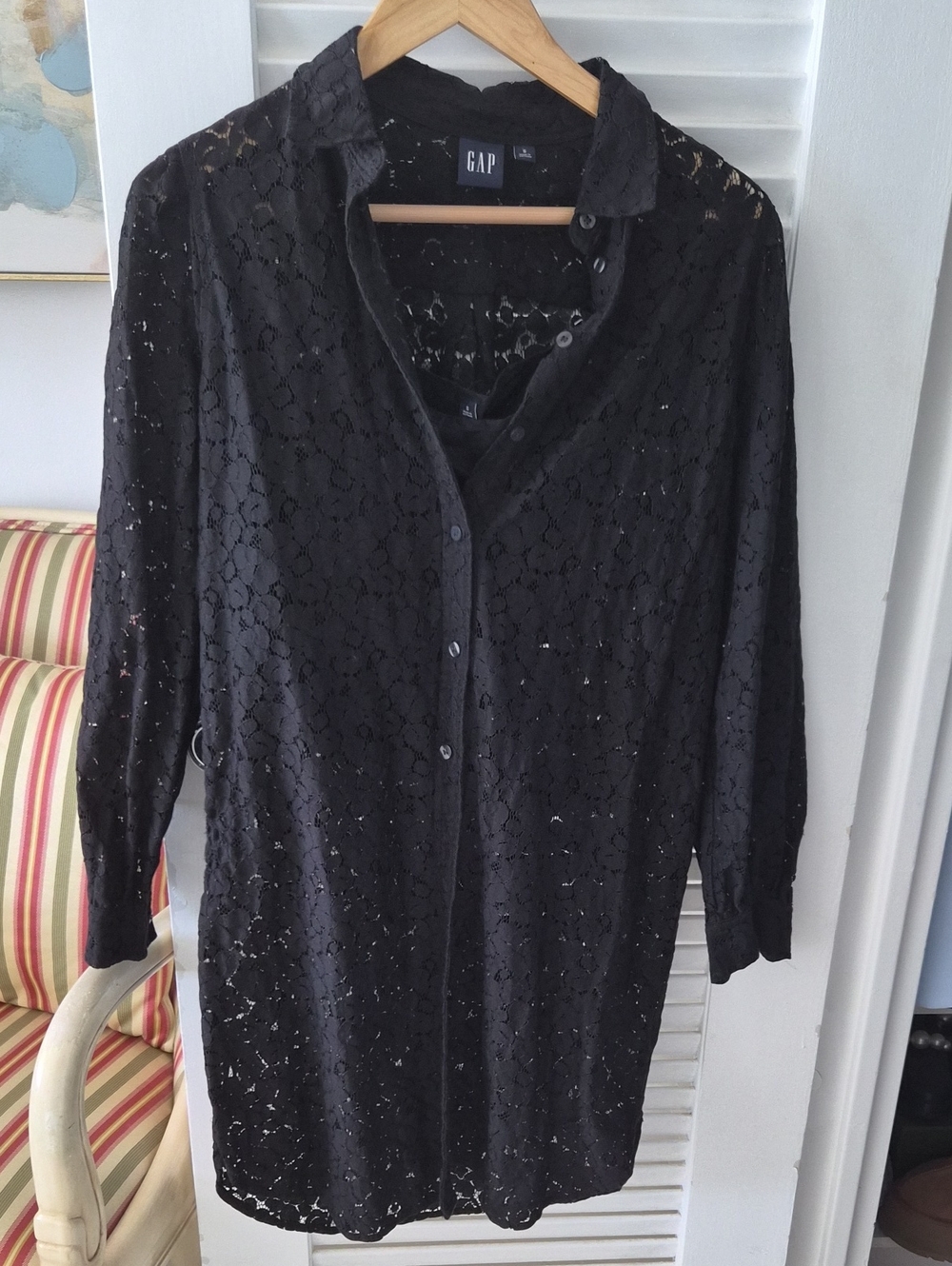 GAP Black Long-Sleeve Lace Button-Up Dress